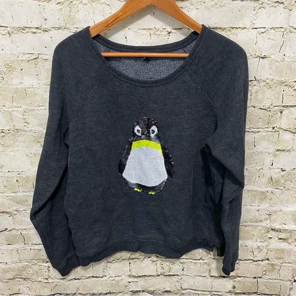 American Eagle Soft LS Scoop Neck Dark Gray Sweatshirt Sequin Penguin - Picture 1 of 5